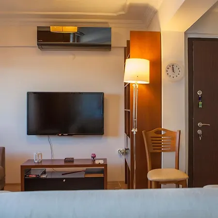 2 Bedroom In Town Center With Sea View * 达特恰