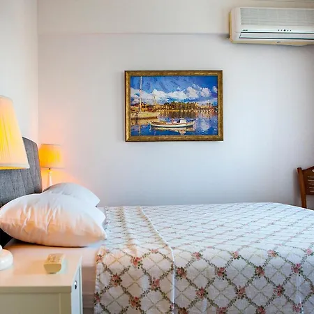 2 Bedroom In Town Center With Sea View 达特恰